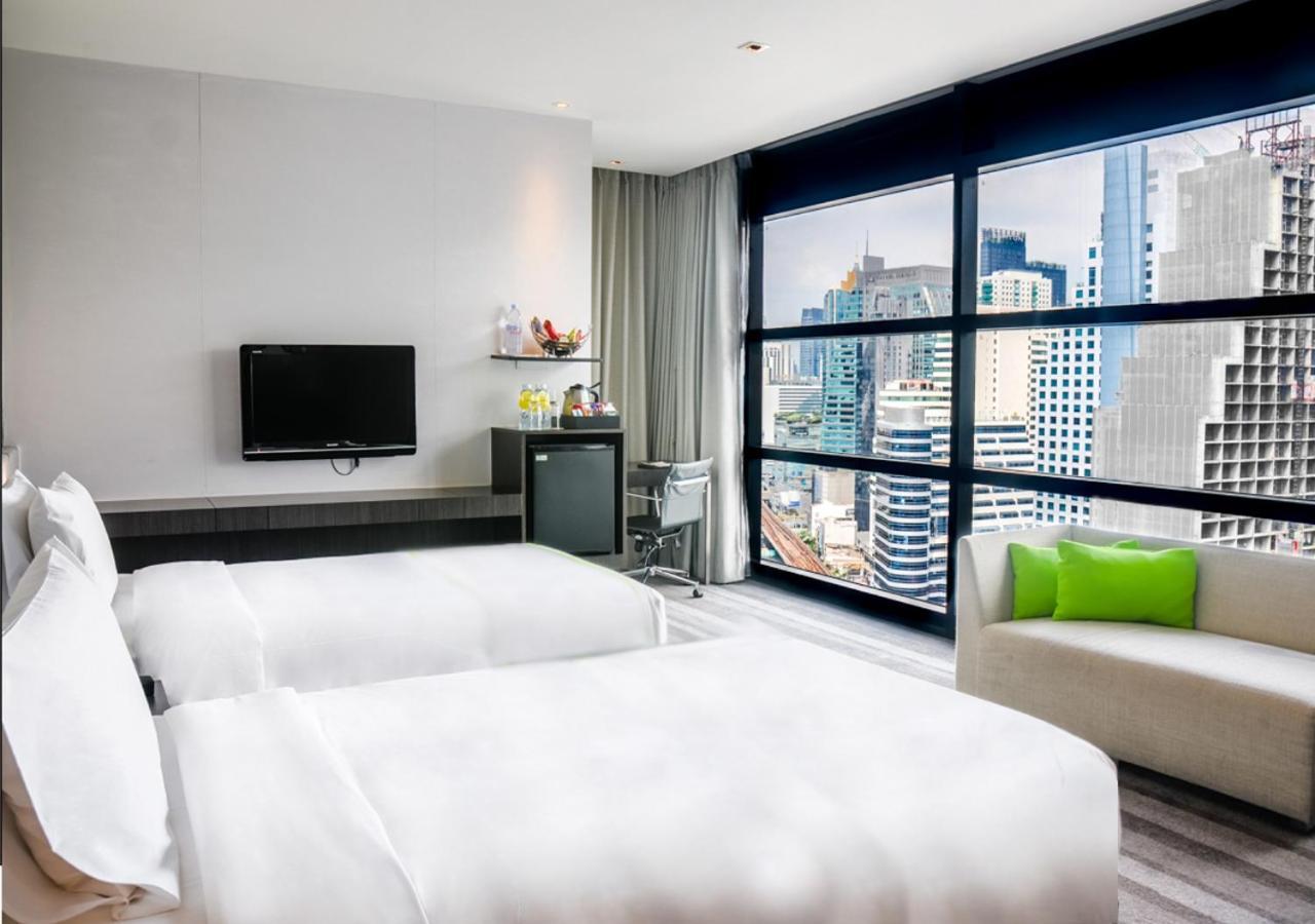 Holiday Inn Bangkok Sukhumvit By Ihg Exterior foto