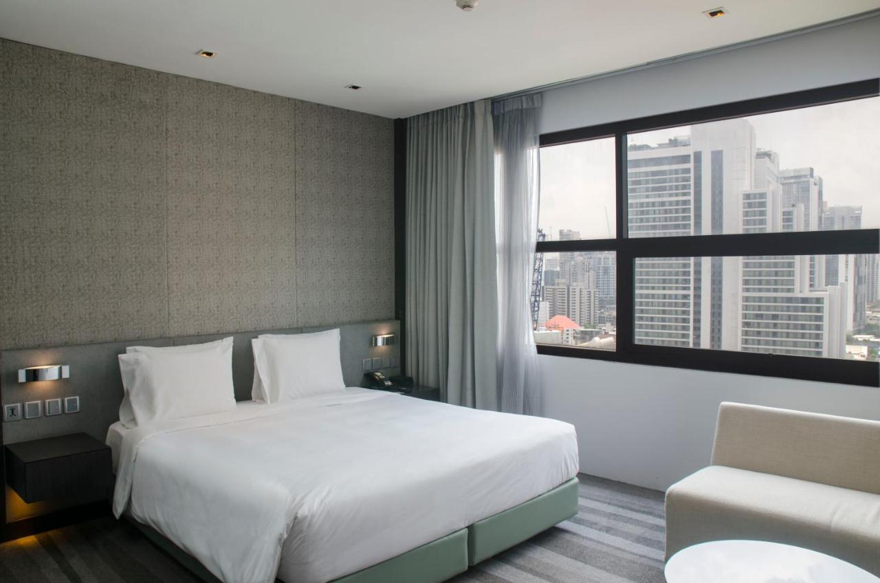 Holiday Inn Bangkok Sukhumvit By Ihg Exterior foto