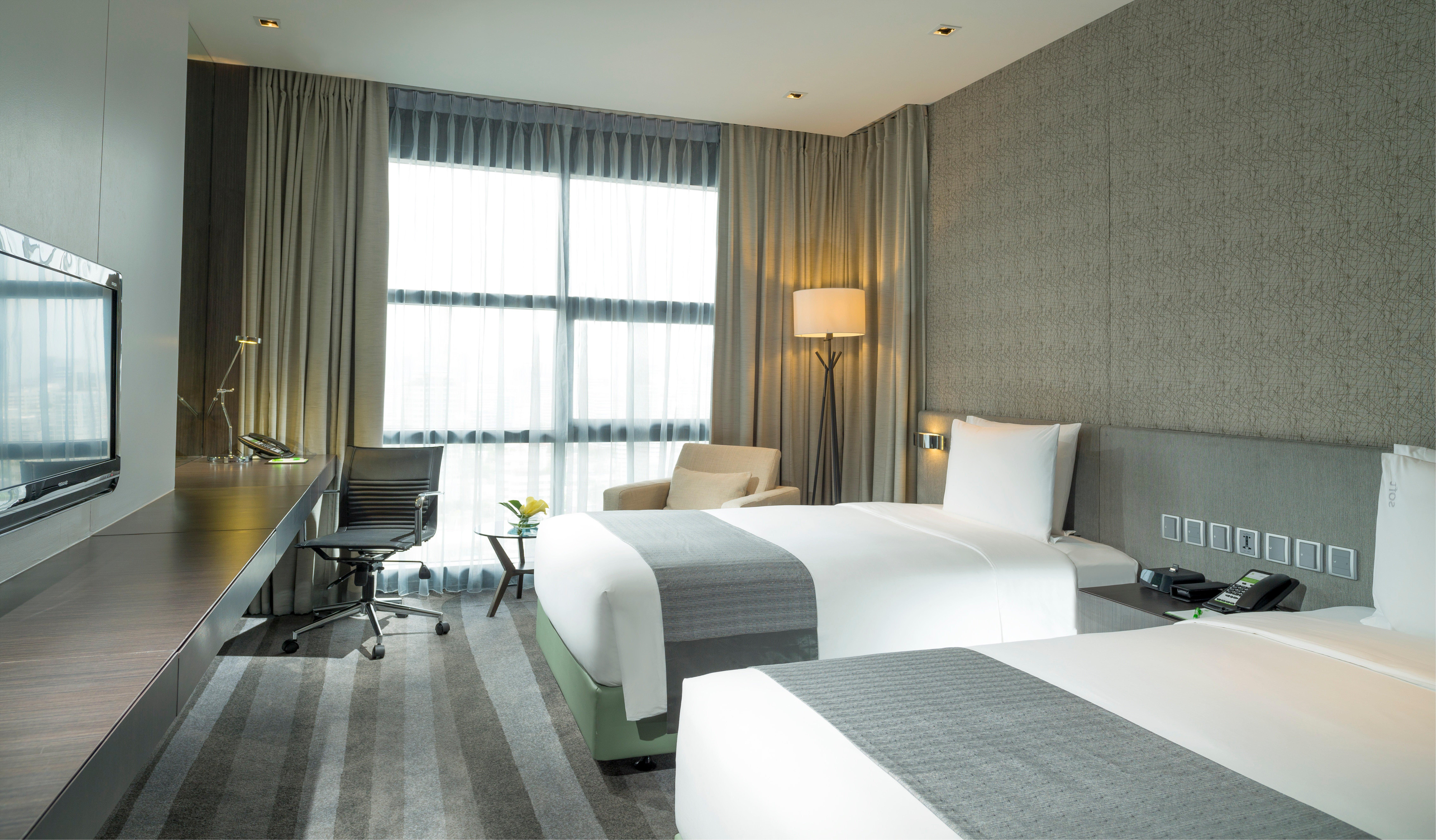 Holiday Inn Bangkok Sukhumvit By Ihg Exterior foto